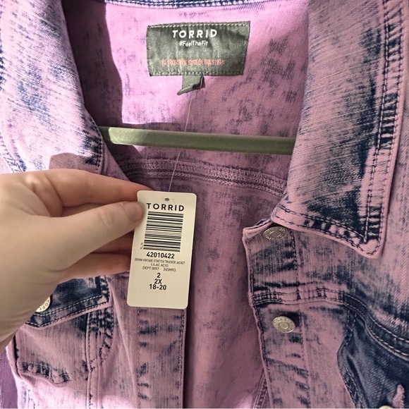 Torrid size 2 Purple Denim Jacket NWT - Picture 6 of 12